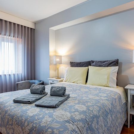 Avenida Apartment By Mp บีลาโนวาเดกายา ภายนอก รูปภาพ