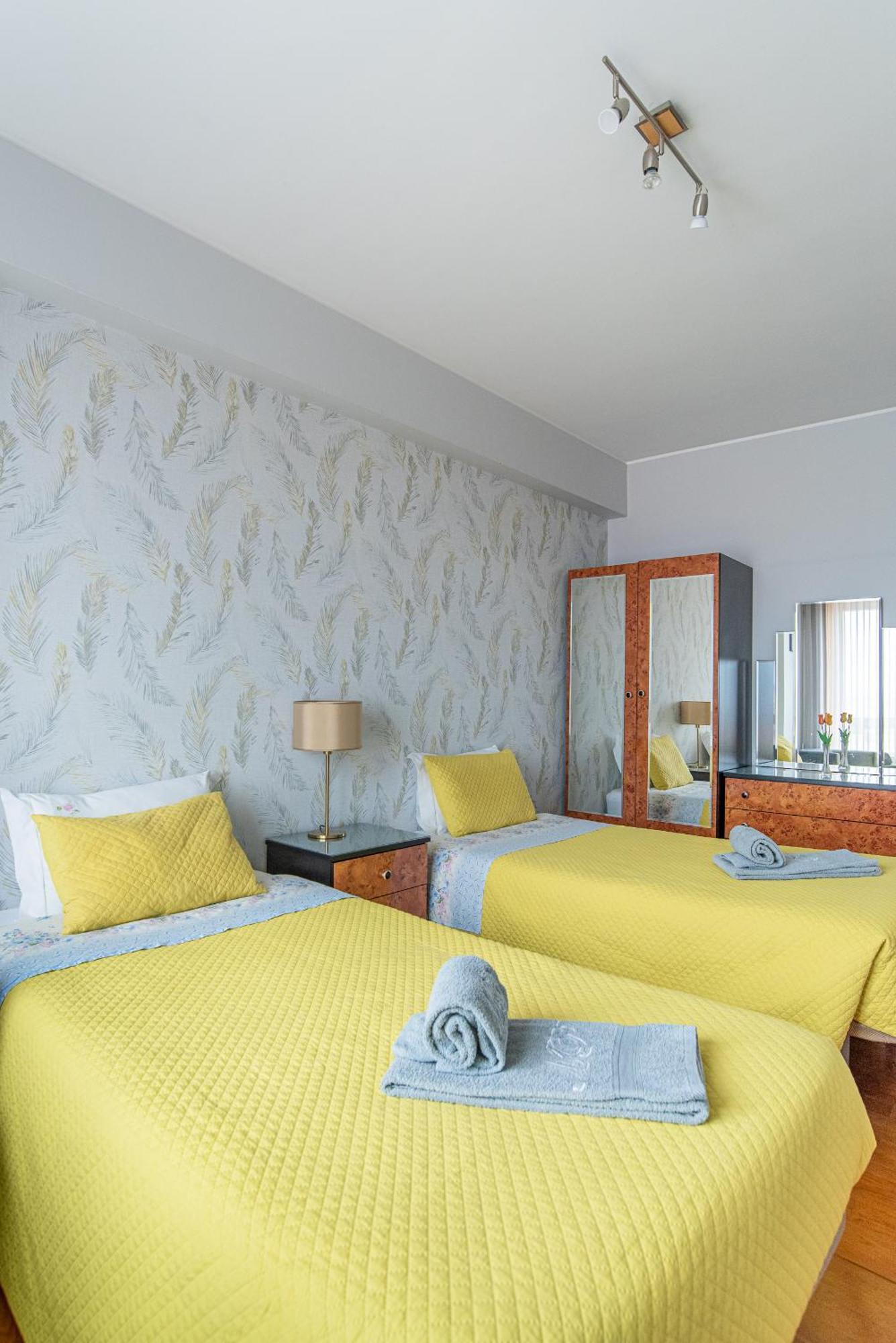 Avenida Apartment By Mp บีลาโนวาเดกายา ภายนอก รูปภาพ